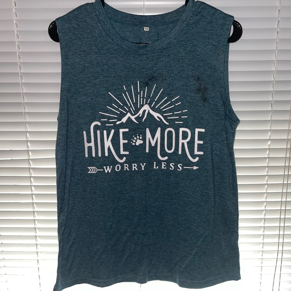 tee shirt